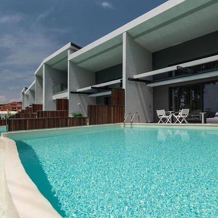 ניקיטי Lagomandra Luxury Suites With Private Pools מראה חיצוני תמונה