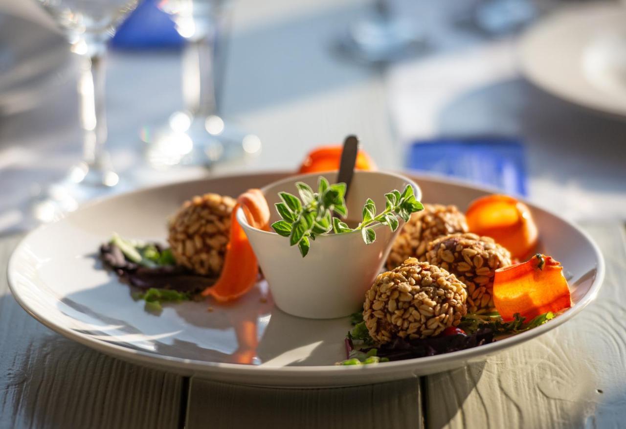 ניקיטי Lagomandra Luxury Suites With Private Pools מראה חיצוני תמונה