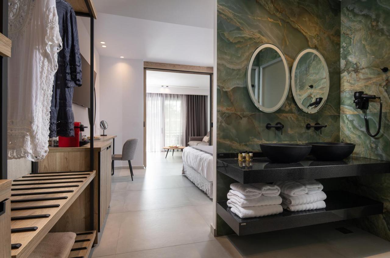 ניקיטי Lagomandra Luxury Suites With Private Pools מראה חיצוני תמונה