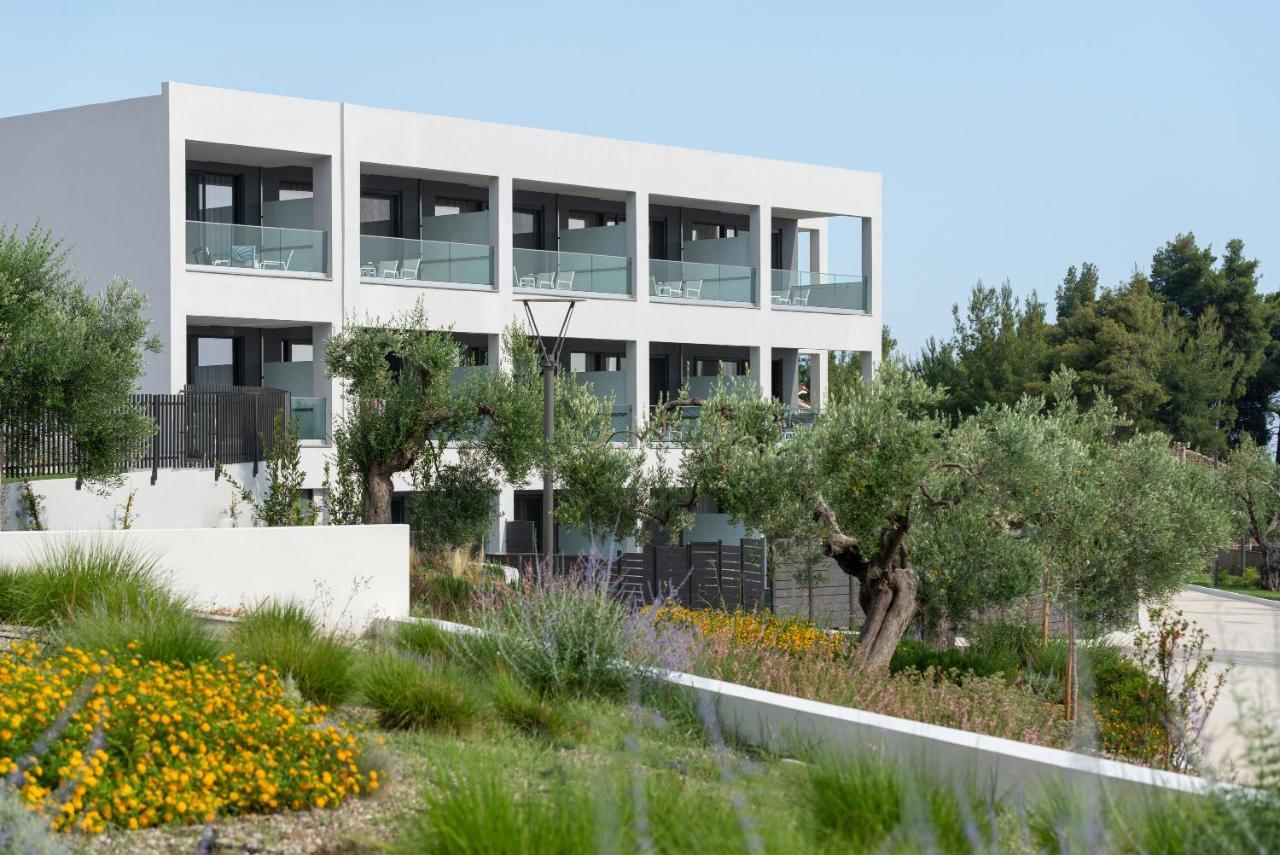ניקיטי Lagomandra Luxury Suites With Private Pools מראה חיצוני תמונה